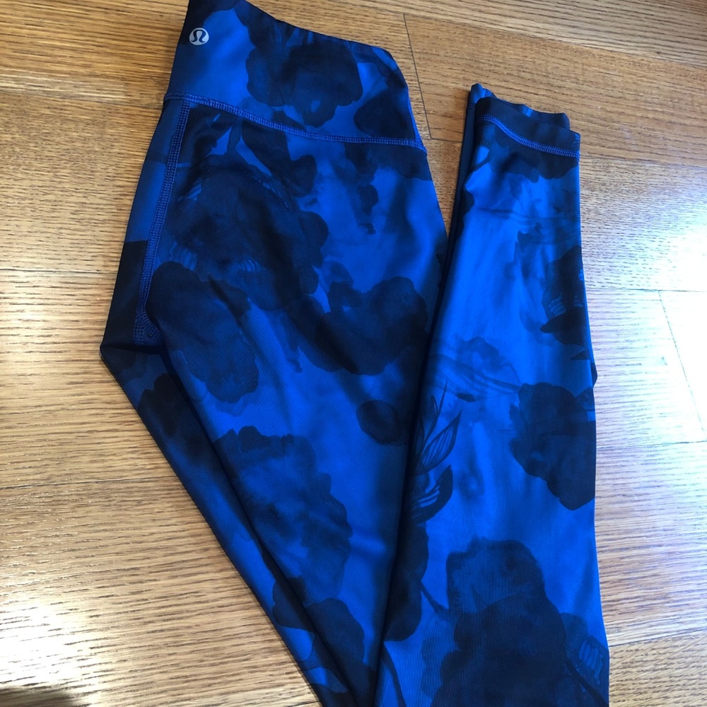 Lululemon Leggings | Floral Navy and Black Pattern - Picture 4 of 6